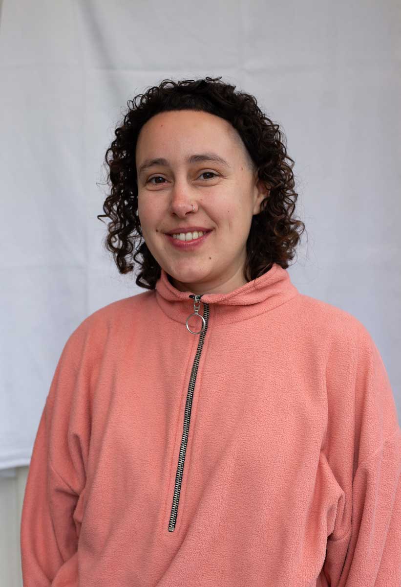 selina-ursprung-portrait-1-manuelawurchguedelstiftung